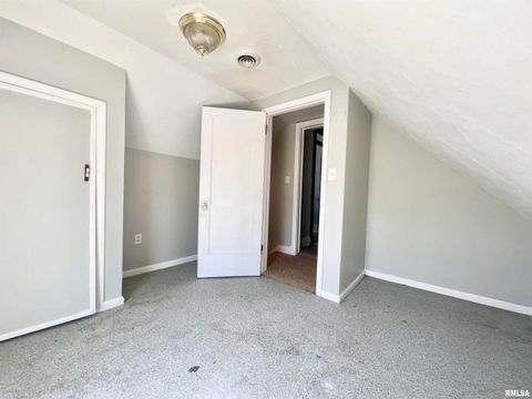 Tiny photo for 620 16TH Avenue, East Moline, IL 61244 (MLS # QC4261514)