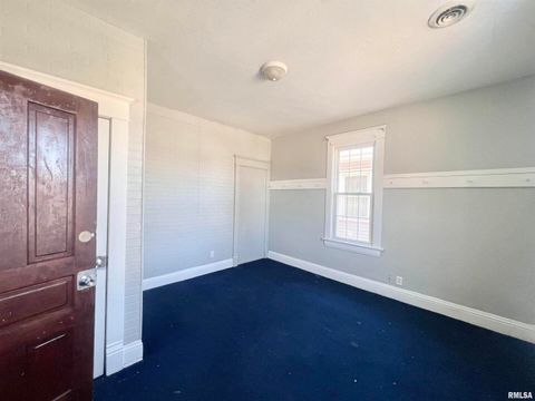 Tiny photo for 620 16TH Avenue, East Moline, IL 61244 (MLS # QC4261514)