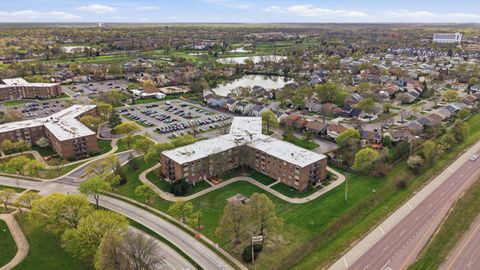 Tiny photo for 1880 Bonnie Lane #412, Hoffman Estates, IL 60169 (MLS # 12626396)