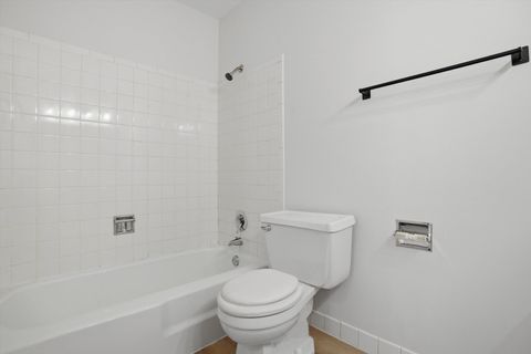 Tiny photo for 1880 Bonnie Lane #412, Hoffman Estates, IL 60169 (MLS # 12626396)