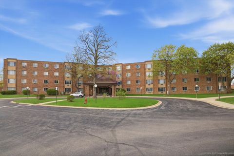 Photo of 1880 Bonnie Lane #412, Hoffman Estates, IL 60169 (MLS # 12626396)