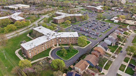 Tiny photo for 1880 Bonnie Lane #412, Hoffman Estates, IL 60169 (MLS # 12626396)