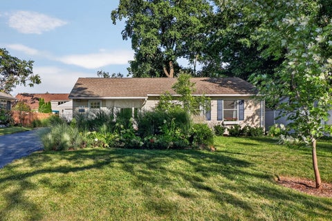 Tiny photo for 211 S Dorchester Avenue, Wheaton, IL 60187 (MLS # 12754523)