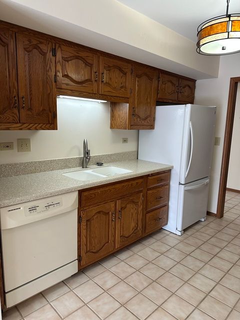 Tiny photo for 12 Queens Court, Westchester, IL 60154 (MLS # 12524184)