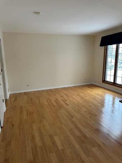 Tiny photo for 12 Queens Court, Westchester, IL 60154 (MLS # 12524184)