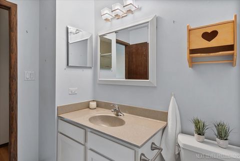 Tiny photo for 7000 Sussex Court #204, Woodridge, IL 60517 (MLS # 12455751)