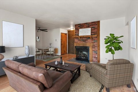 Tiny photo for 7000 Sussex Court #204, Woodridge, IL 60517 (MLS # 12455751)