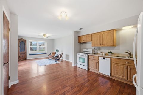 Tiny photo for 5S333 Stewart Drive, Naperville, IL 60563 (MLS # 12544968)