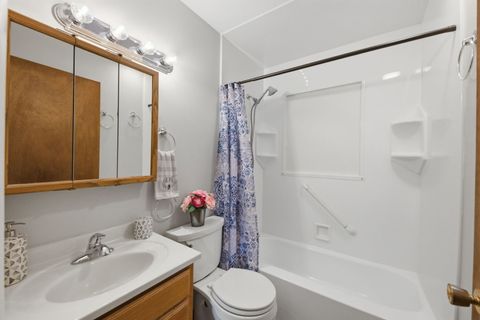 Tiny photo for 5S333 Stewart Drive, Naperville, IL 60563 (MLS # 12544968)