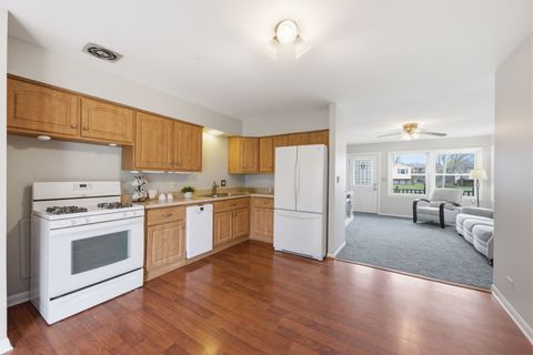 Tiny photo for 5S333 Stewart Drive, Naperville, IL 60563 (MLS # 12544968)