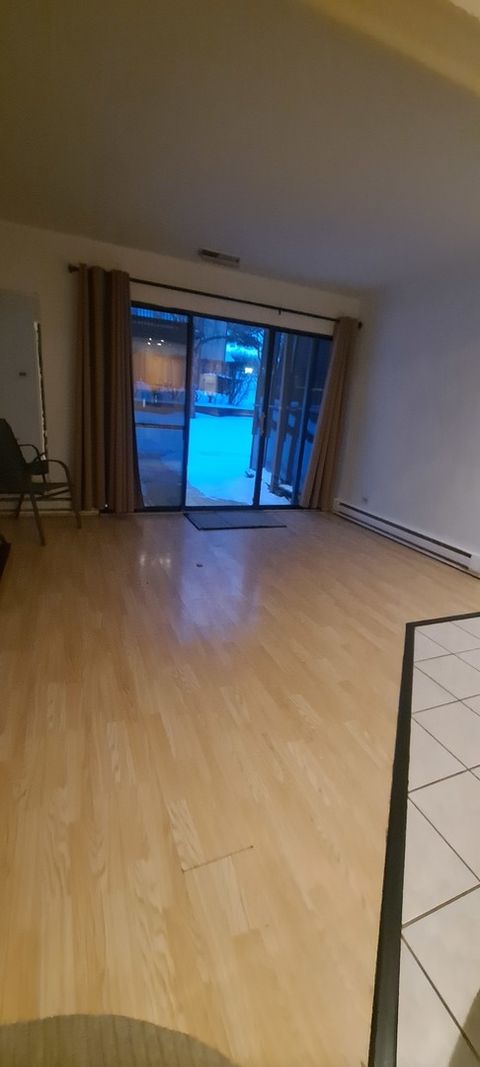 Tiny photo for 23 Jamaica Colony Common #5, Fox Lake, IL 60020 (MLS # 12558335)