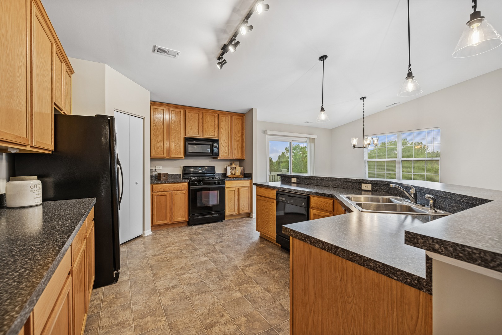 2662 LOREN Court 2662