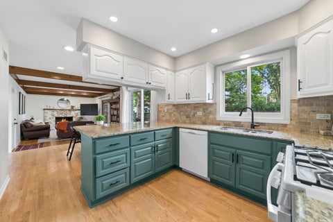 Tiny photo for 117 E Madison Avenue, Wheaton, IL 60187 (MLS # 12725176)
