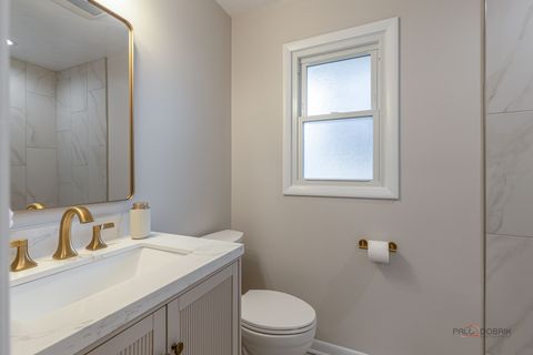 Tiny photo for 1967 Red Fox Lane, Green Oaks, IL 60048 (MLS # 12586254)