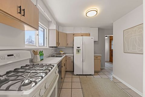 Tiny photo for 357 Bryant Avenue, Glen Ellyn, IL 60137 (MLS # 12590167)