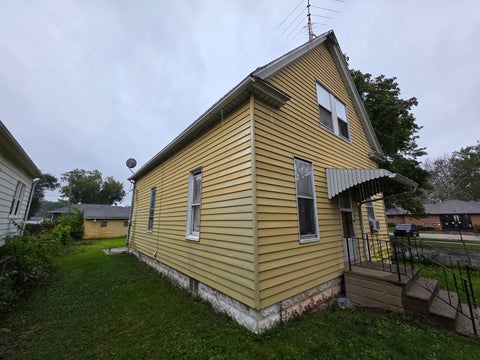 Tiny photo for 500 14th Avenue, Rock Island, IL 61201 (MLS # 12774421)
