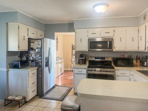 Tiny photo for 700 W 58th Street, Westmont, IL 60559 (MLS # 12793657)