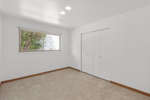 Tiny photo for 16666 Parliament Avenue, Tinley Park, IL 60477 (MLS # 12511313)