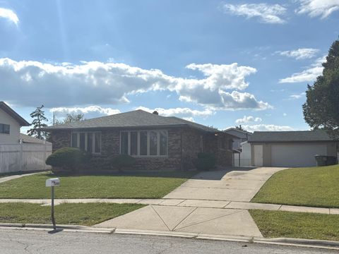 Tiny photo for 16666 Parliament Avenue, Tinley Park, IL 60477 (MLS # 12511313)