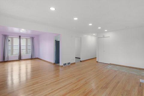 Tiny photo for 16666 Parliament Avenue, Tinley Park, IL 60477 (MLS # 12511313)