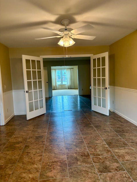 Tiny photo for 605 Oakdale Drive, Centralia, IL 62801 (MLS # 12610535)