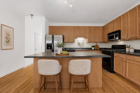 Tiny photo for 9222 Ewing Avenue #102, Evanston, IL 60203 (MLS # 12679621)