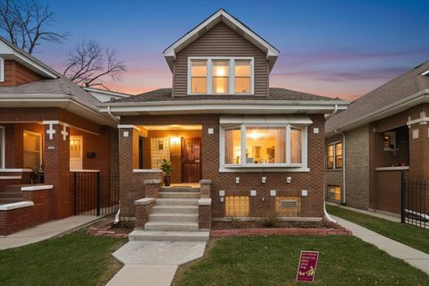 Tiny photo for 1653 N Parkside Avenue, Chicago, IL 60639 (MLS # 12591274)