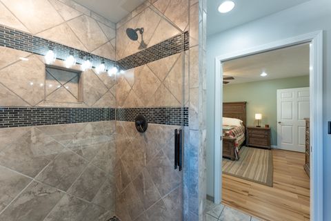 Tiny photo for 125 Old Bloomfield Road, Vienna, IL 62995 (MLS # 12552226)