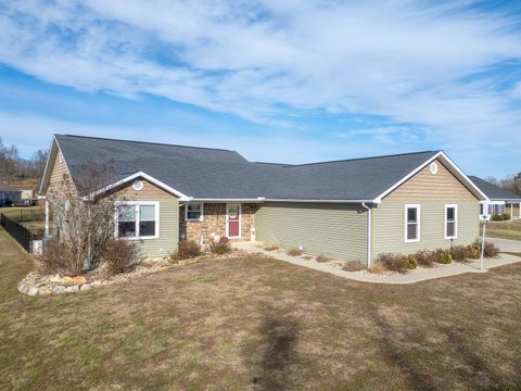 Tiny photo for 125 Old Bloomfield Road, Vienna, IL 62995 (MLS # 12552226)