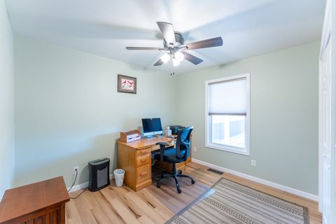 Tiny photo for 125 Old Bloomfield Road, Vienna, IL 62995 (MLS # 12552226)