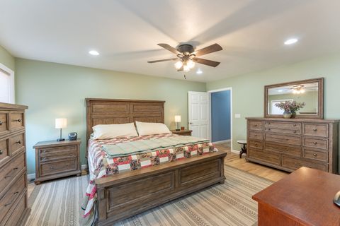 Tiny photo for 125 Old Bloomfield Road, Vienna, IL 62995 (MLS # 12552226)