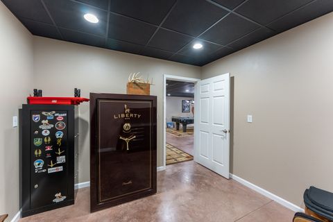 Tiny photo for 125 Old Bloomfield Road, Vienna, IL 62995 (MLS # 12552226)