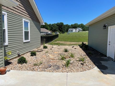 Tiny photo for 125 Old Bloomfield Road, Vienna, IL 62995 (MLS # 12552226)