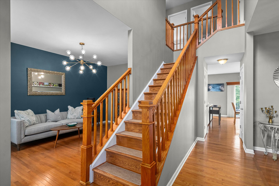 0N402 King Drive