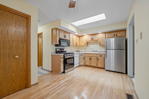 Tiny photo for 1109 Warner Avenue, Lemont, IL 60439 (MLS # 12653828)