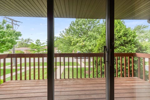 Tiny photo for 1109 Warner Avenue, Lemont, IL 60439 (MLS # 12653828)