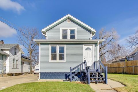 764 2nd Avenue Aurora IL 60505