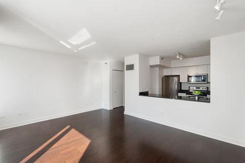 Tiny photo for 512 N Mcclurg Court #3109, Chicago, IL 60611 (MLS # 12612621)