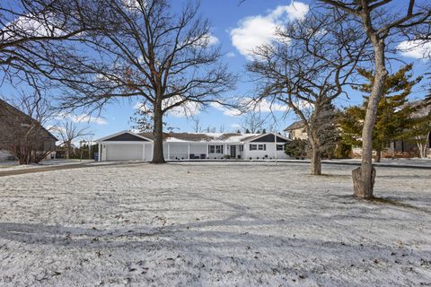 Tiny photo for 2390 White Oak Drive, Northbrook, IL 60062 (MLS # 12510604)