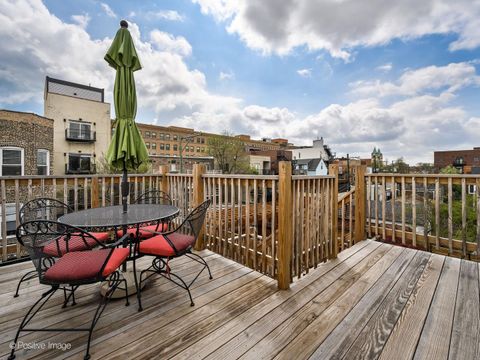 Tiny photo for 2451 N Janssen Avenue #3, Chicago, IL 60614 (MLS # 12623794)