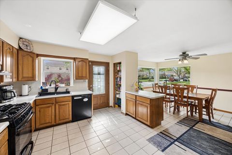 Tiny photo for 1836 Buckingham Avenue, Westchester, IL 60154 (MLS # 12604649)