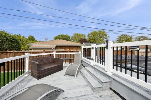 Tiny photo for 1836 Buckingham Avenue, Westchester, IL 60154 (MLS # 12604649)