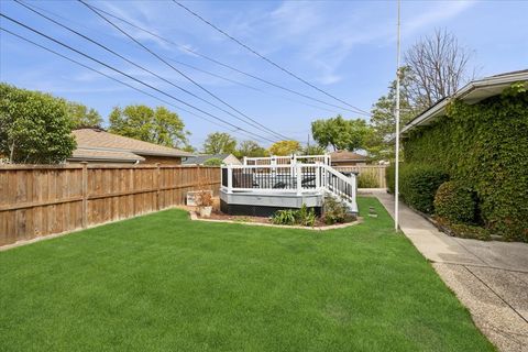 Tiny photo for 1836 Buckingham Avenue, Westchester, IL 60154 (MLS # 12604649)