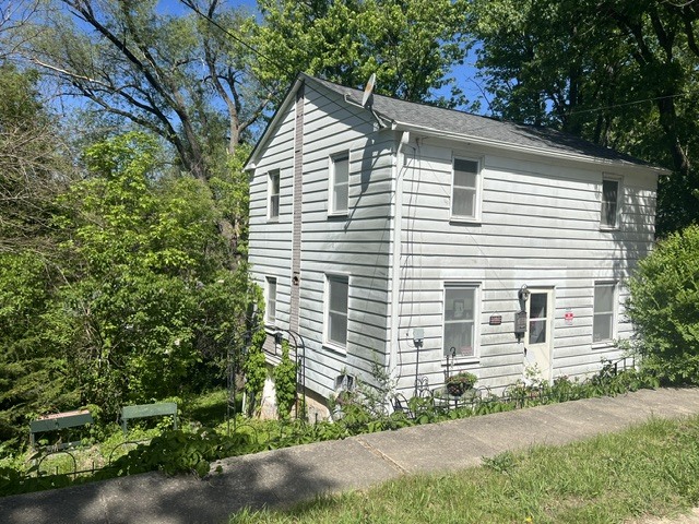 208 N Carroll Street