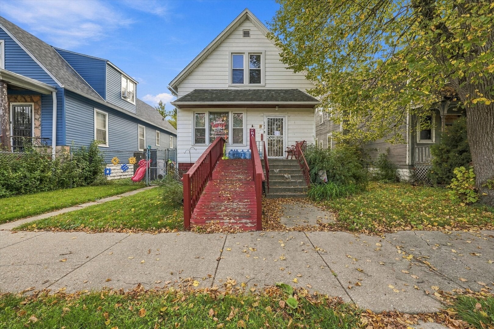 143 W 111th Place