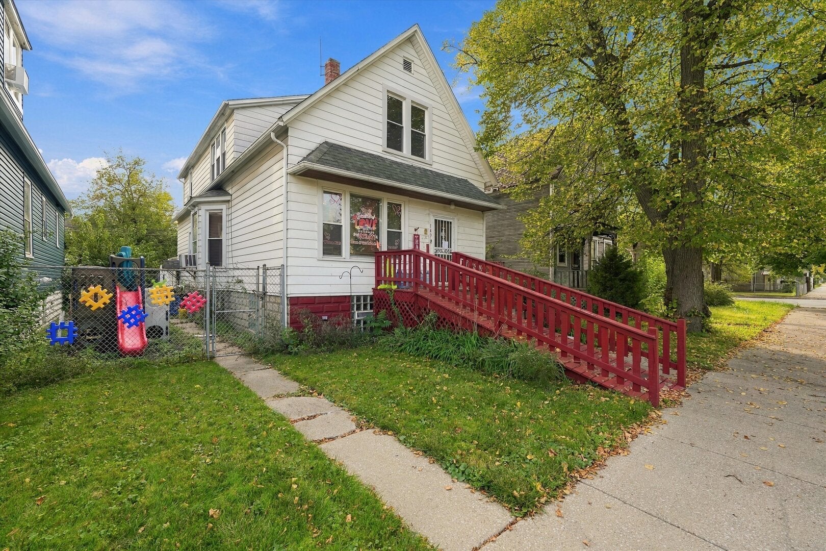 143 W 111th Place