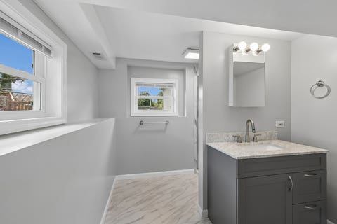 Tiny photo for 328 N Greenview Avenue, Mundelein, IL 60060 (MLS # 12731163)
