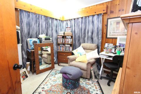 Tiny photo for 1330 FLORENCE Avenue, Clinton, IA 52732 (MLS # QC4267448)