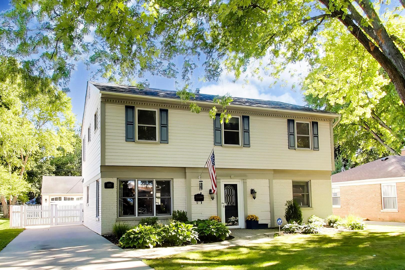 833 E Rockland Road