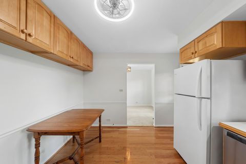 Tiny photo for 2007 N Spruce Terrace, Arlington Heights, IL 60004 (MLS # 12616536)